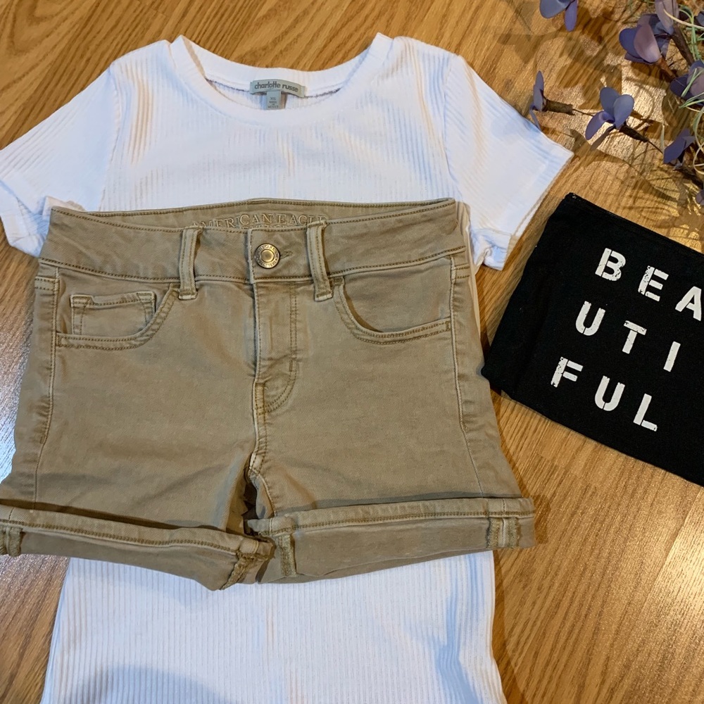 American Eagle Outfitters Khaki Shorts